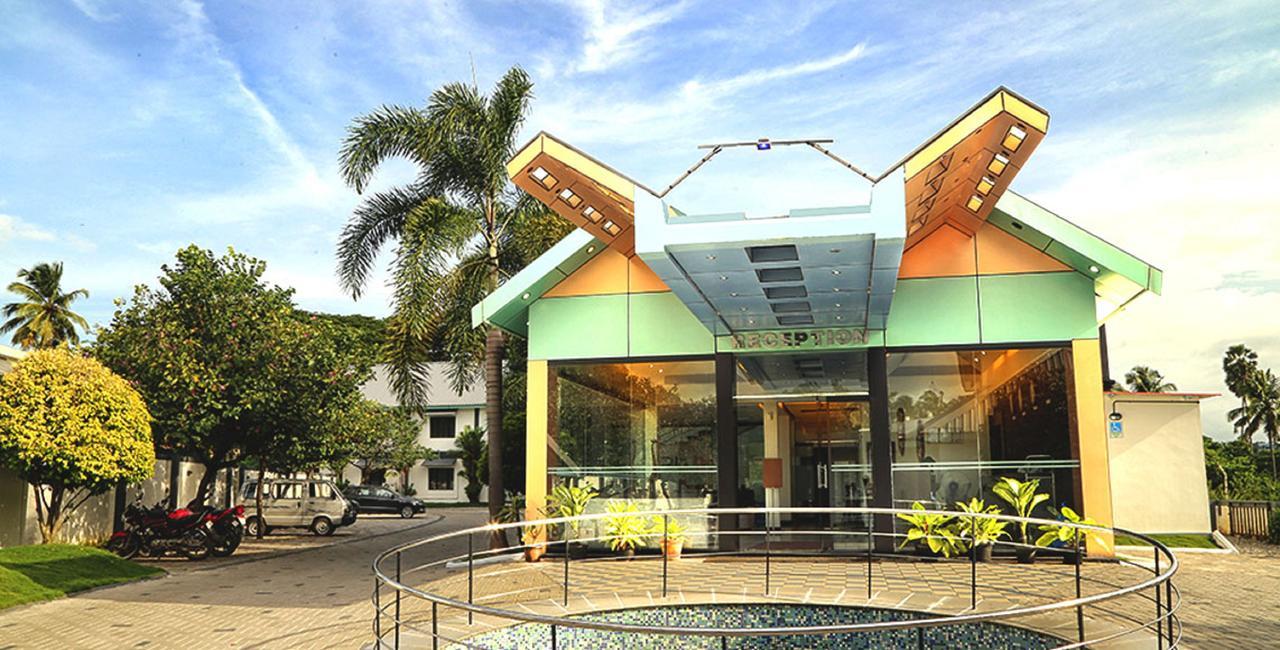 Hotel Palm Shore Palakkad Extérieur photo